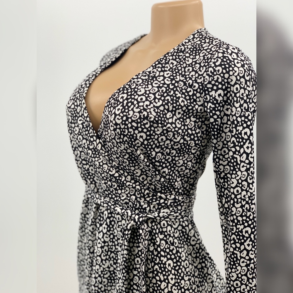 NWT LOFT Floral Wrap Dress - Picture 3 of 6